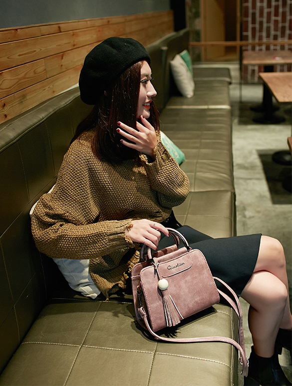 Women's Leather Shoulder Bag - Image 6